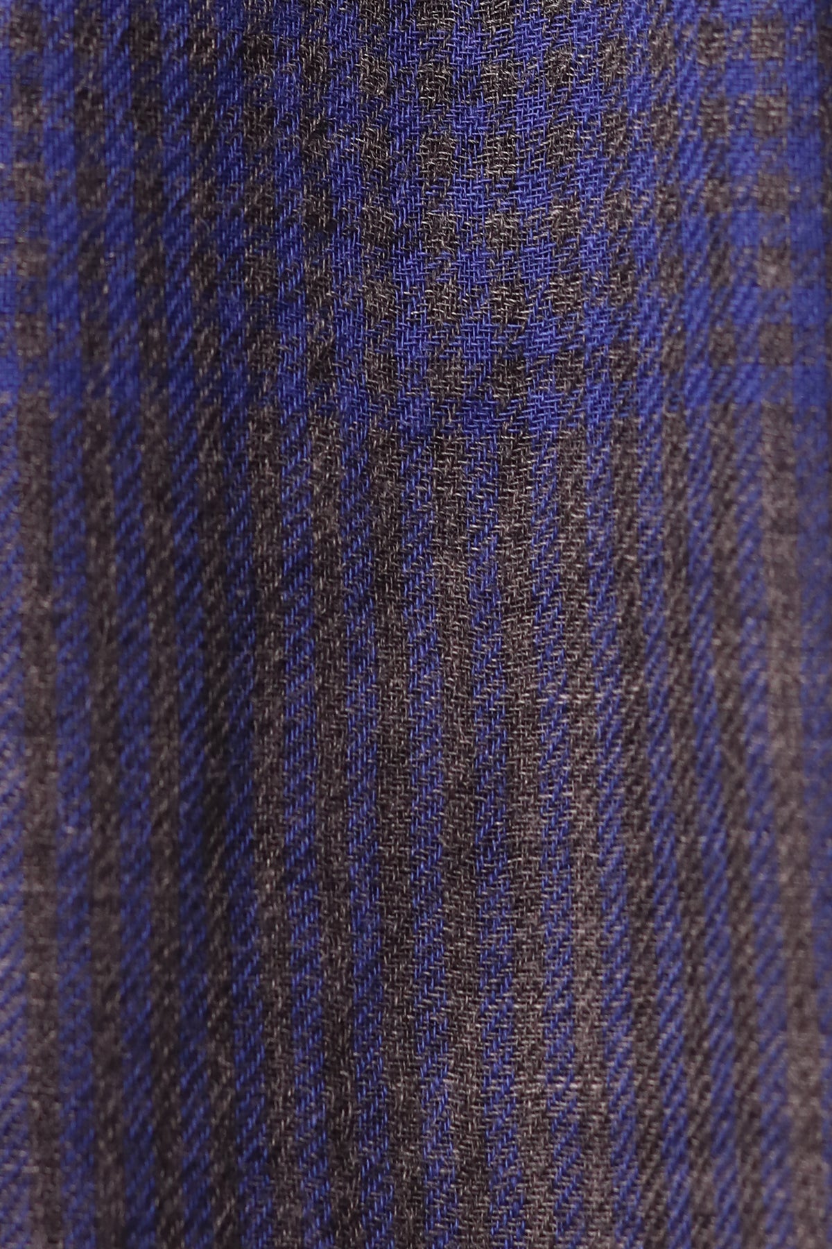 Midnight Blue Classic Checks Woven Wool Scarf - Blue Grey | SVEŽElife